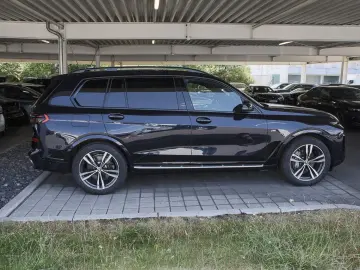 X7 xDrive40d M Sportpaket Autobahnassistent Sky