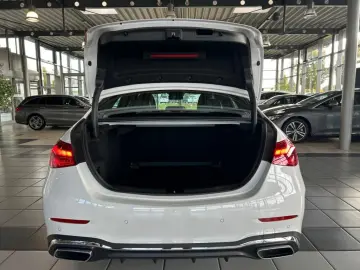 C 180 AMG 19'' LED Kamera Navigation Premium DAB