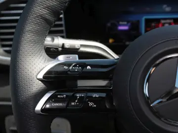 Mercedes-Benz GLE 450 4MATIC AMG Distronic Panorama