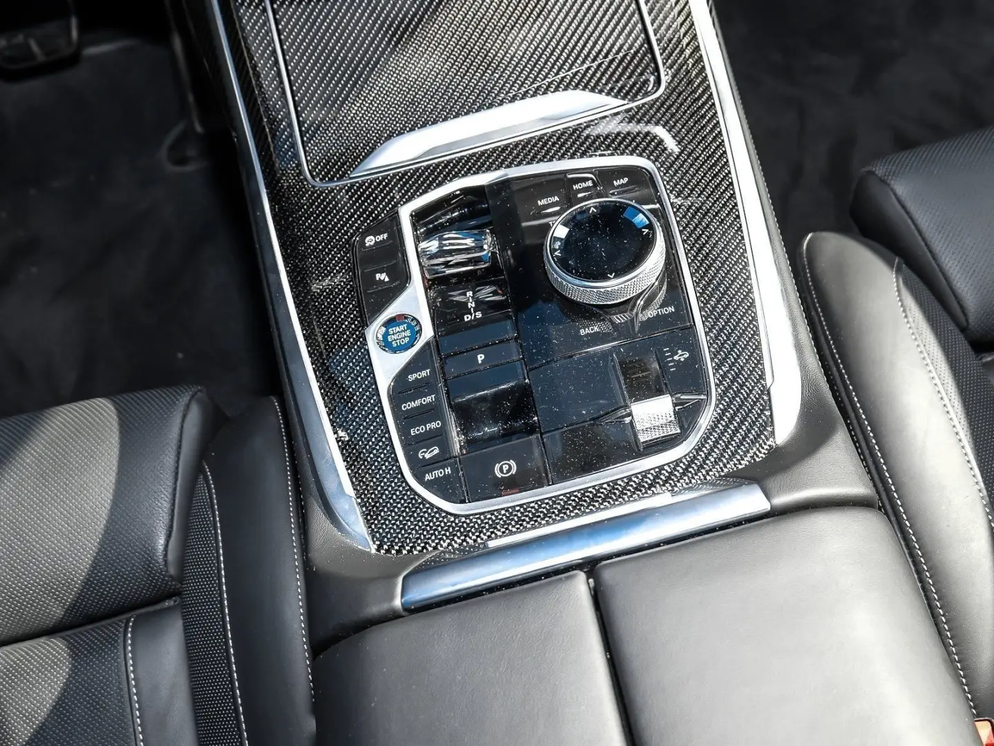 X7 xDrive40d M Sport HUD PANO RFK NAVI LED DAB