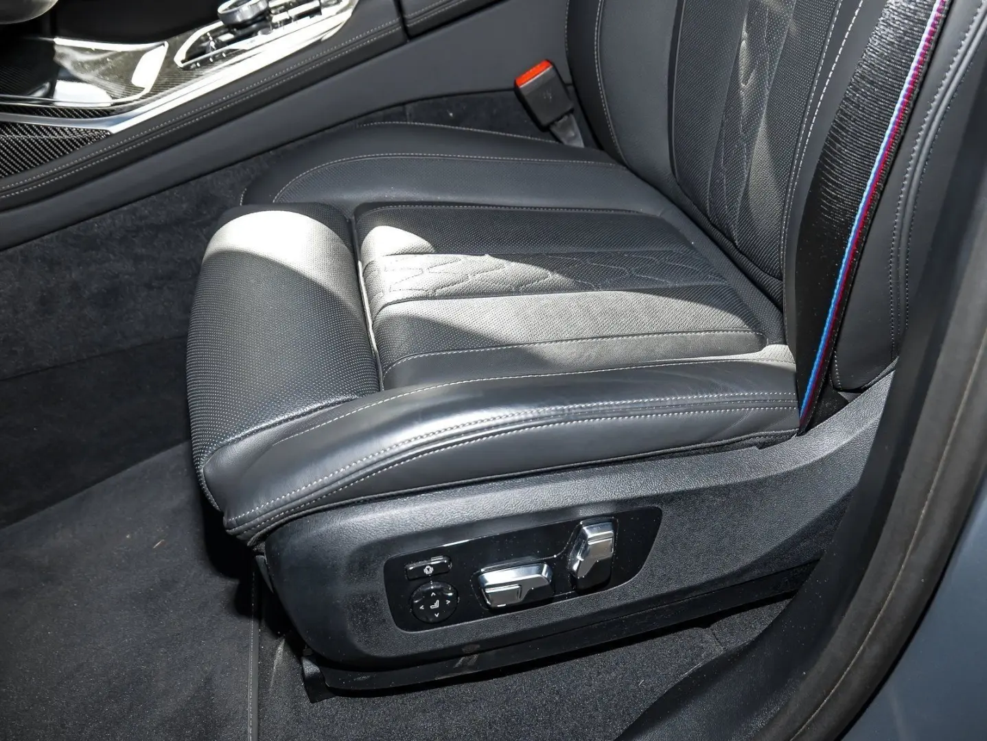 X7 xDrive40d M Sport HUD PANO RFK NAVI LED DAB