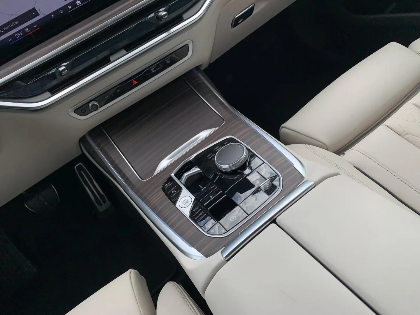 X7 xDrive40d M Sport Pro AHK PanoSkyLounge H K