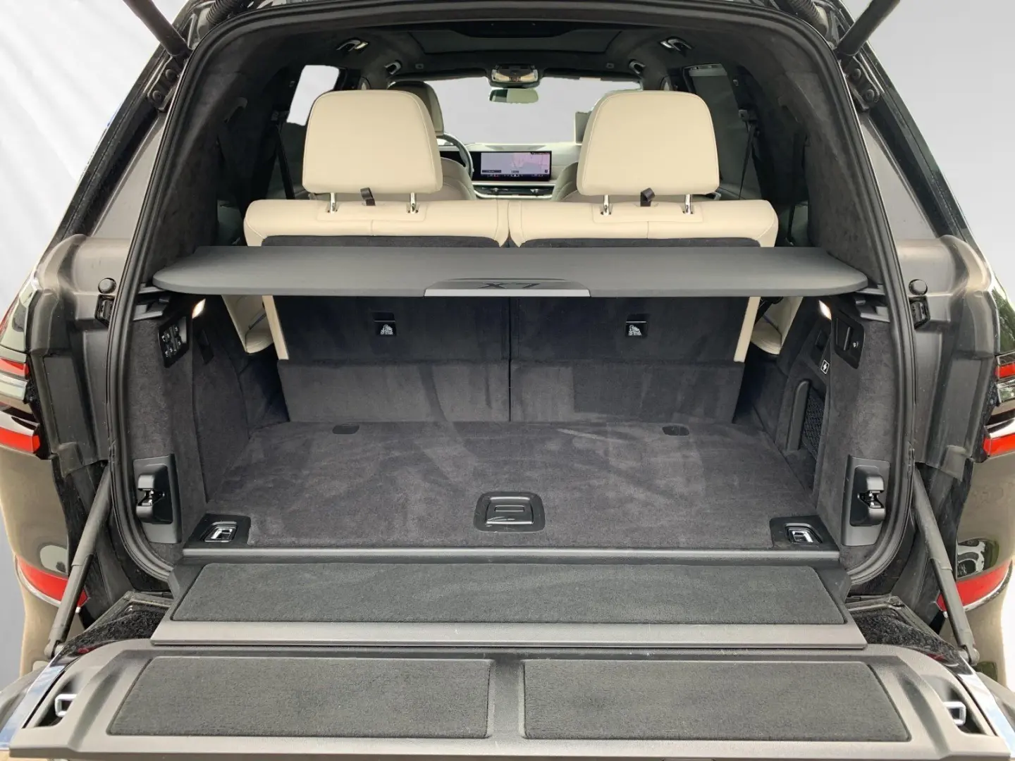 X7 xDrive40d M Sport Pro AHK PanoSkyLounge H K