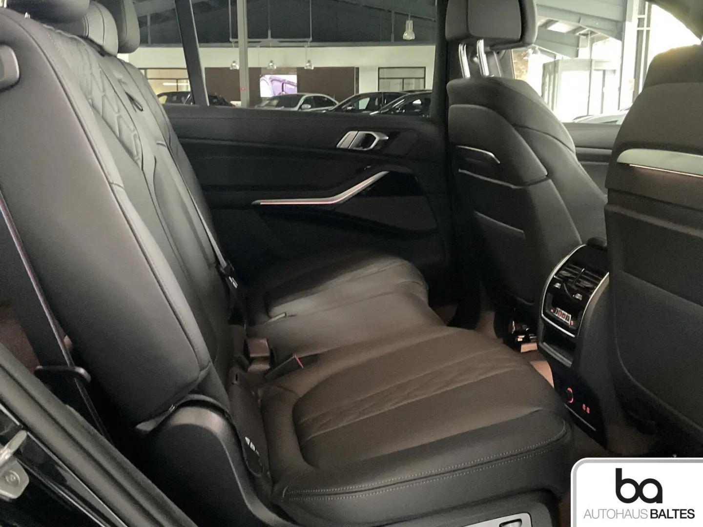 X7 xDrive 40d M Sport Pro 22  Pano HK Soft Ico A