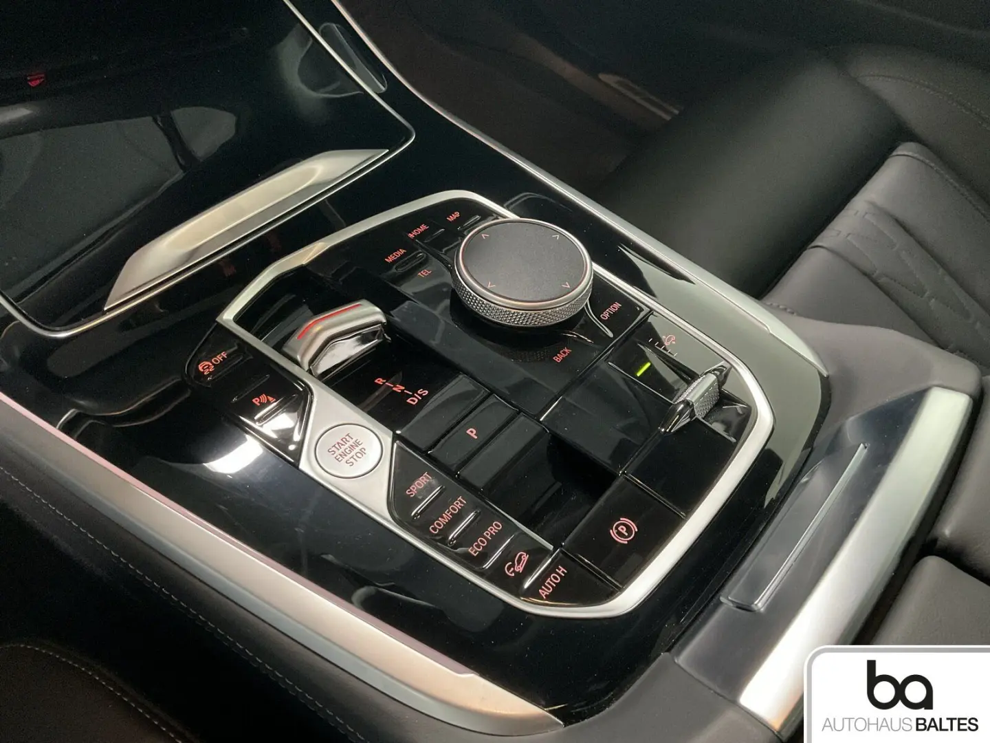 X7 xDrive 40d M Sport Pro 22  Pano HK Soft Ico A