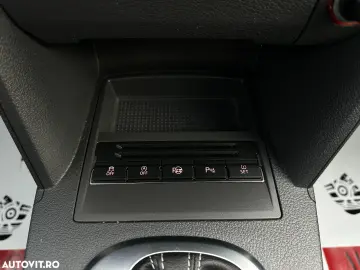 Volkswagen Touran 1.6 TDI DPF DSG Cup