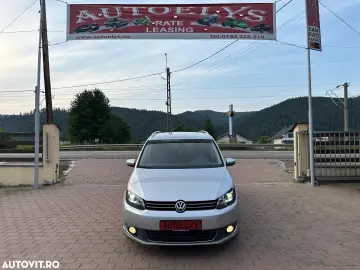Volkswagen Touran 1.6 TDI DPF DSG Cup