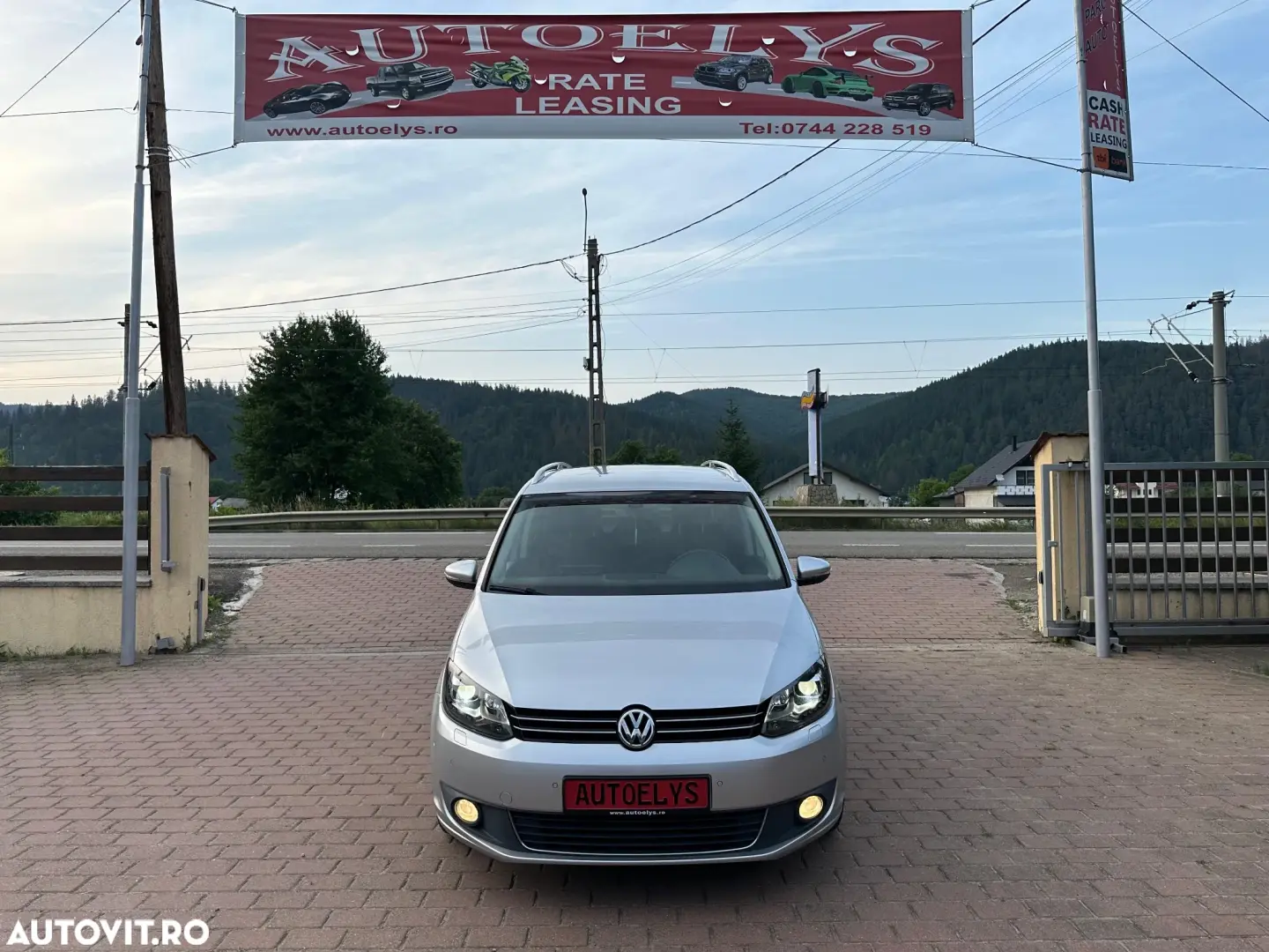 Volkswagen Touran 1.6 TDI DPF DSG Cup