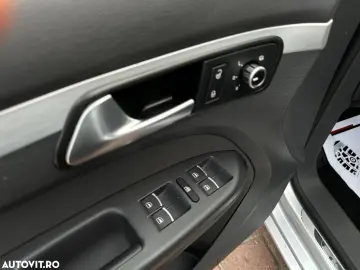 Volkswagen Touran 1.6 TDI DPF DSG Cup