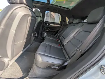 Cayenne Turbo S E-Hy Sport ACC 360 Massage HUD