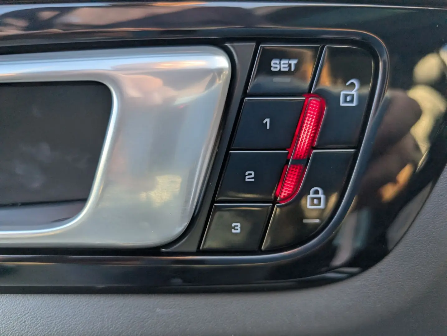 Cayenne Turbo S E-Hy Sport ACC 360 Massage HUD