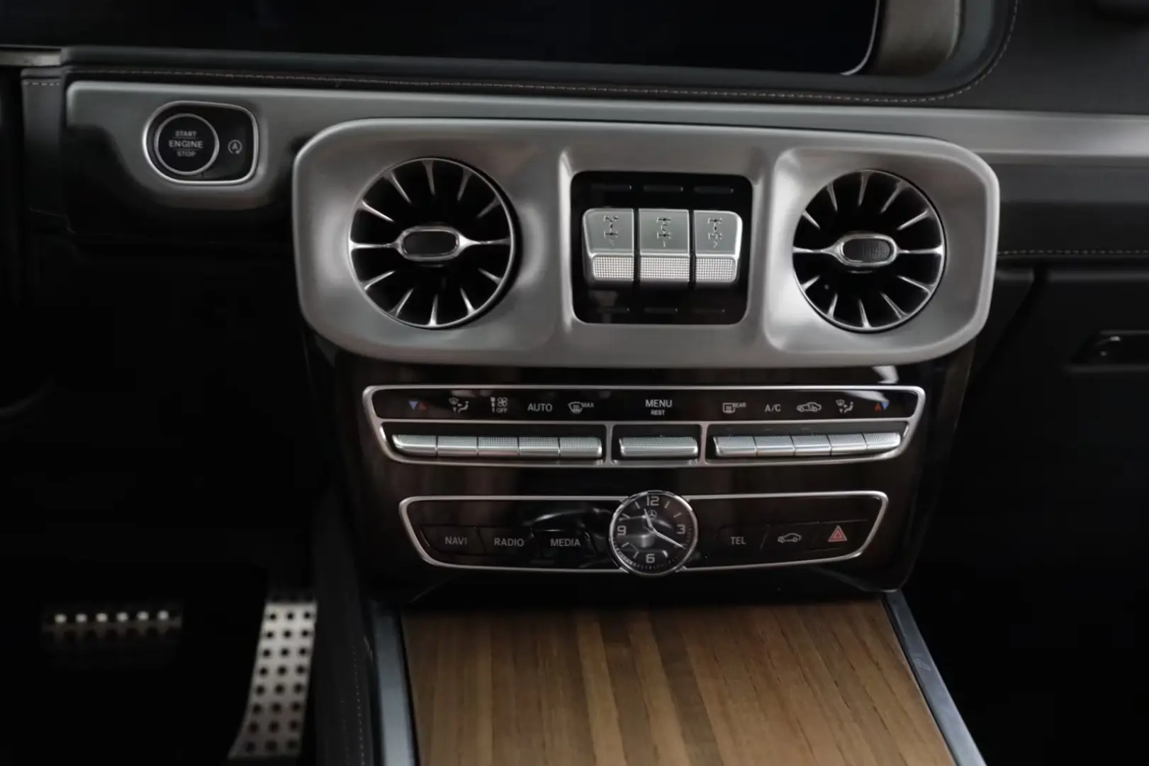 Mercedes-Benz G 400 D