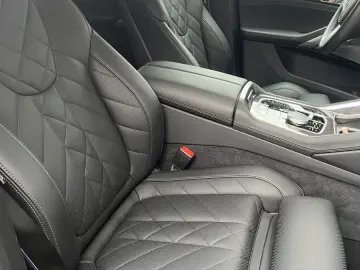 40d xDrive M Sport Harman Luft Pano Garantie