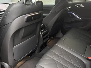 40d xDrive M Sport Harman Luft Pano Garantie