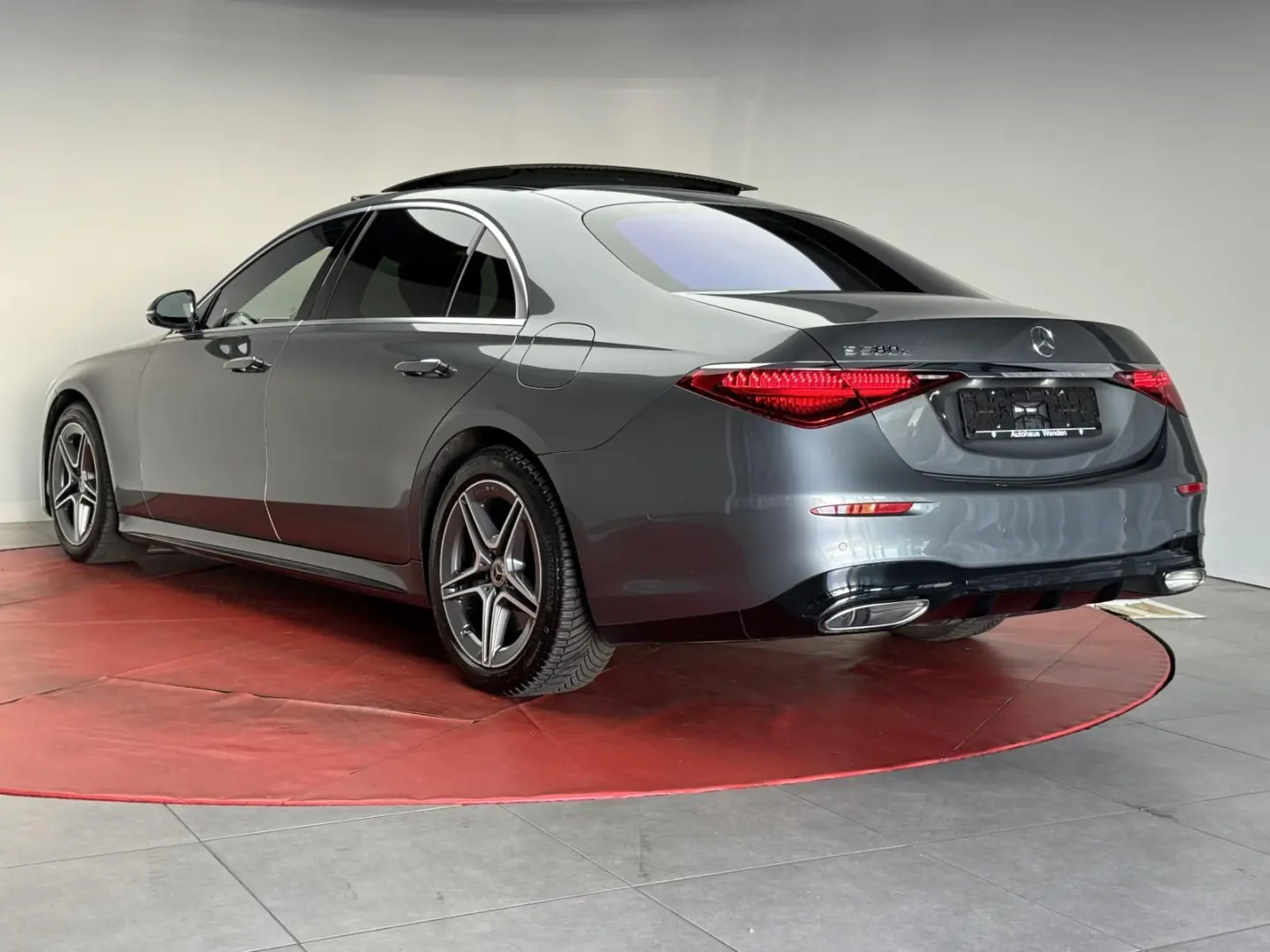 S 580 e L AMG Distronic Kamera HUD Burmester Pan