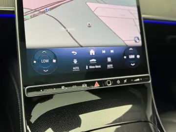 S 580 e L AMG Distronic Kamera HUD Burmester Pan