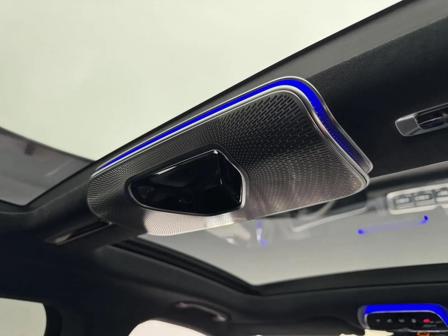 S 580 e L AMG Distronic Kamera HUD Burmester Pan
