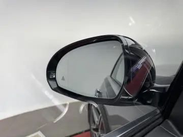 S 580 e L AMG Distronic Kamera HUD Burmester Pan