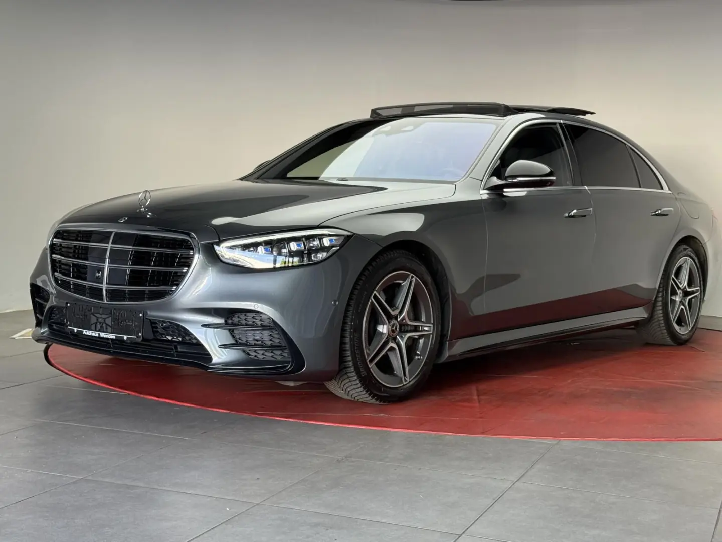 S 580 e L AMG Distronic Kamera HUD Burmester Pan