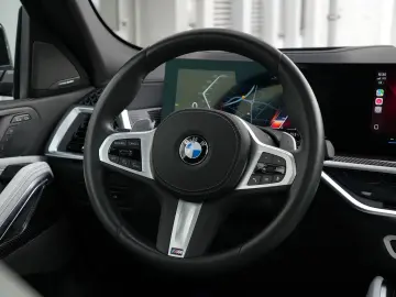 X6 xDrive30d M SPORT PRO-LUFTF.-PANO-SILVERSTONE