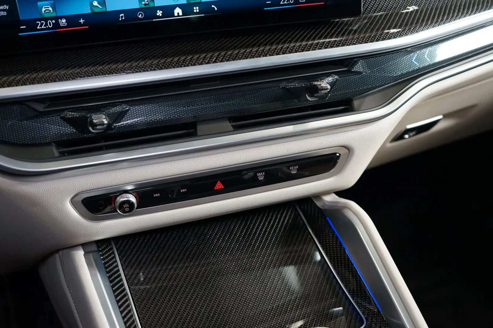 X6 40d M-PRO AUX.HEAT CARBON 360 TOW