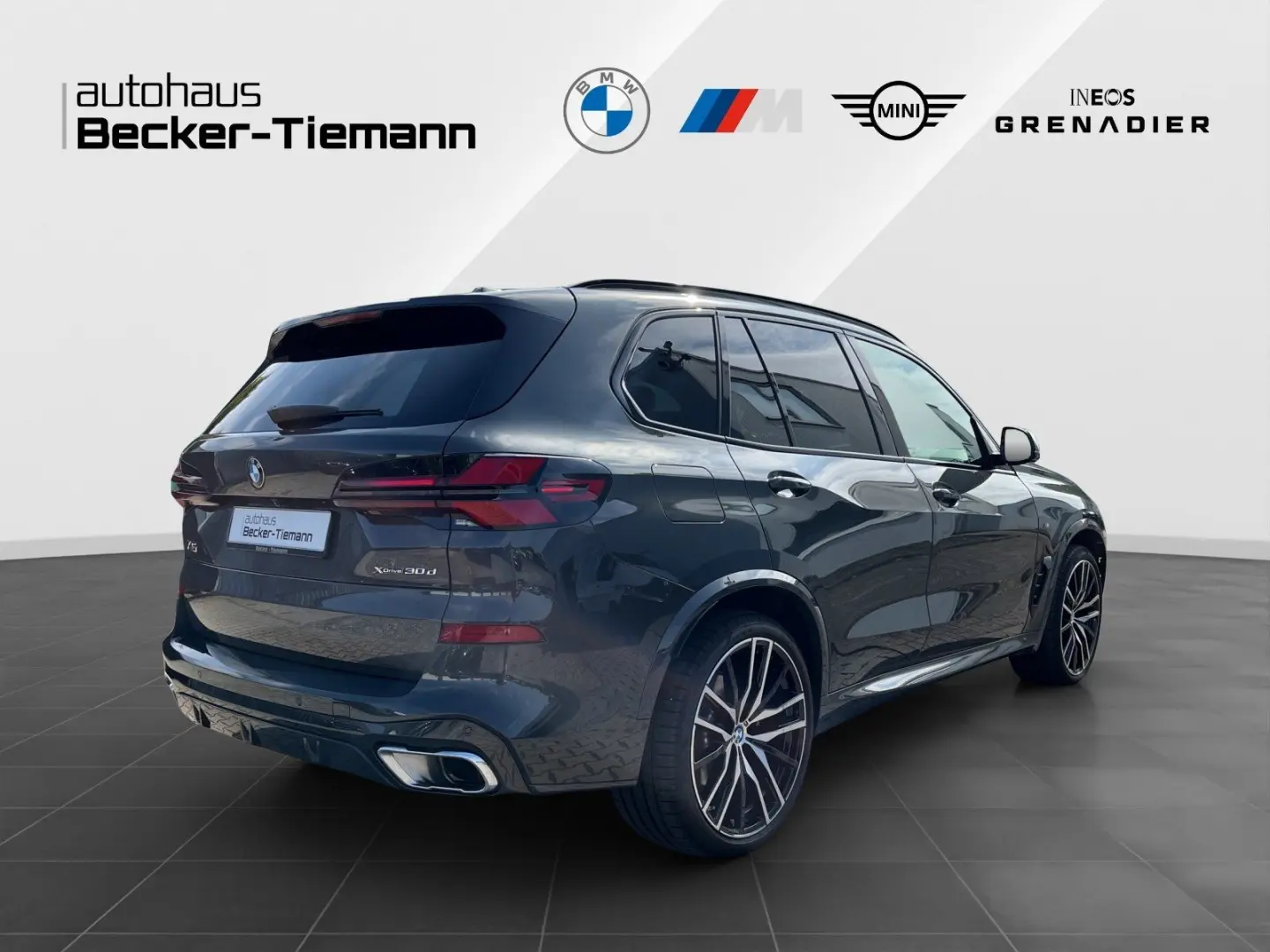 X5 xDrive30d M-Sport NP 112.200 - AHK Pano HUD D