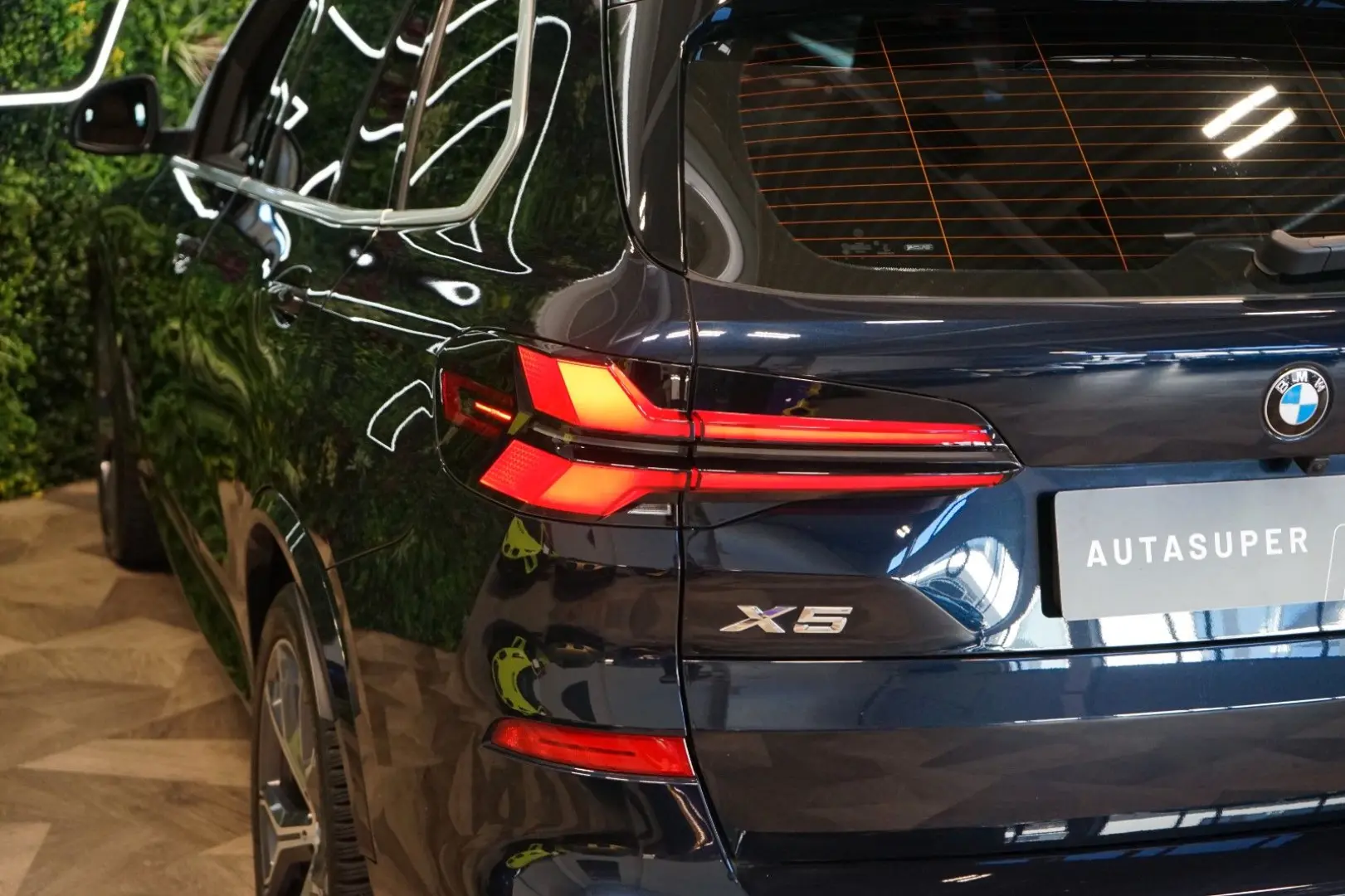 X5 30d xDRIVE TOW 360 H K NIGHT LED 65.702€NETTO