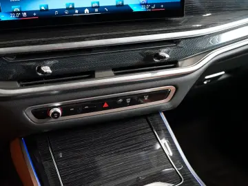 X5 30d xDRIVE TOW 360 H K NIGHT LED 65.702€NETTO