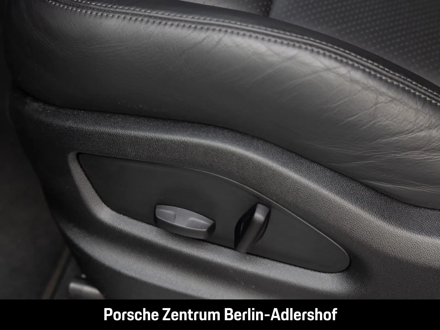 Cayenne InnoDrive Abstandstempomat LED-Matrix
