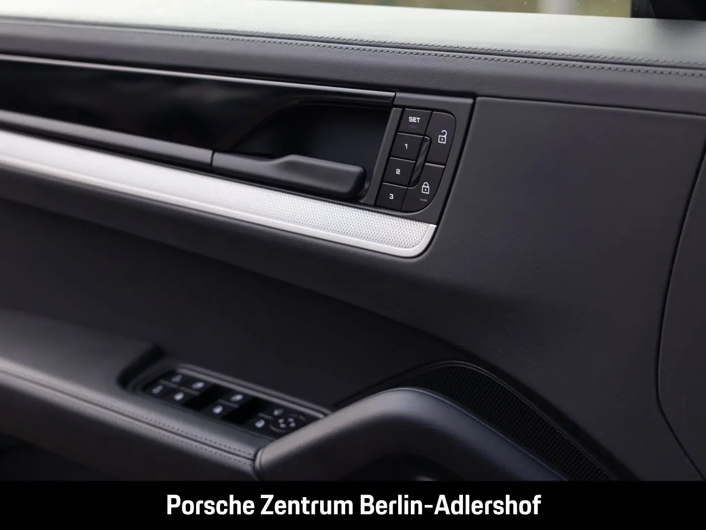 Cayenne InnoDrive Abstandstempomat LED-Matrix