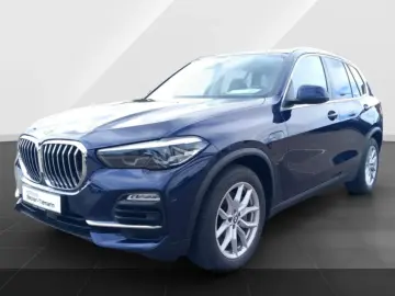 X5 xDrive45e Adapt. Luftfahrwerk   Memory   AHK
