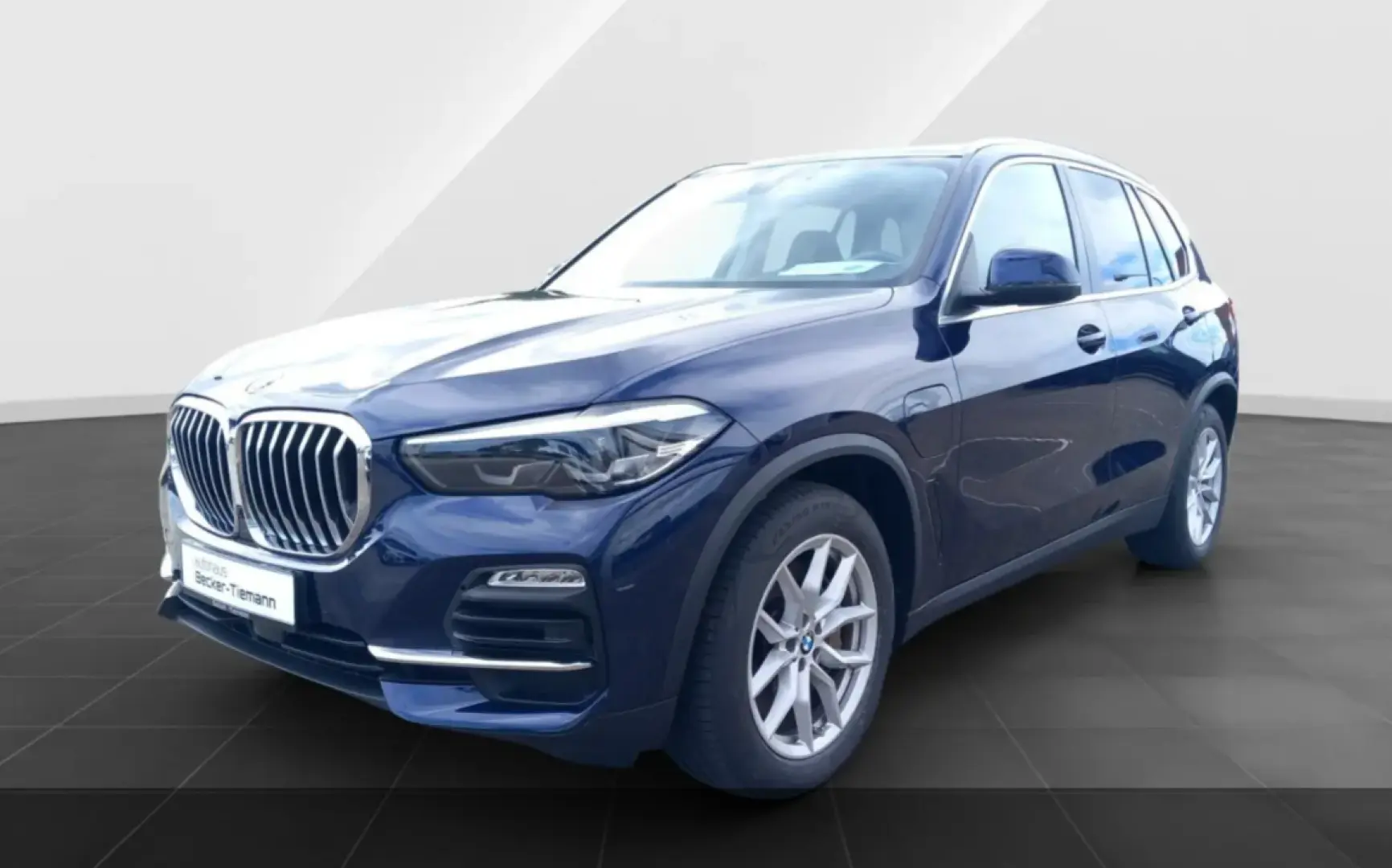 X5 xDrive45e Adapt. Luftfahrwerk   Memory   AHK