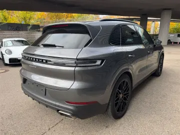 Cayenne E-Hybrid Pano Massage Luft INNO AHK BOSE