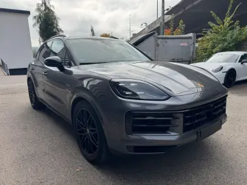 Cayenne E-Hybrid Pano Massage Luft INNO AHK BOSE