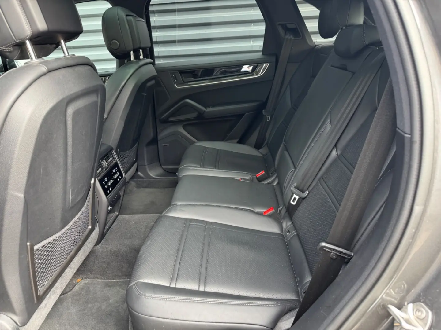Cayenne E-Hybrid Pano Massage Luft INNO AHK BOSE
