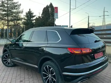 Volkswagen Touareg 3.0 V6 TDI 4Motion DPF