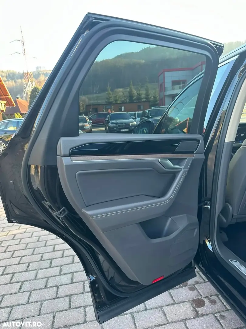 Volkswagen Touareg 3.0 V6 TDI 4Motion DPF