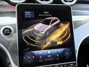 GLC 300 de 4M AMG-Sport Pano AHK Winter 360 Memo