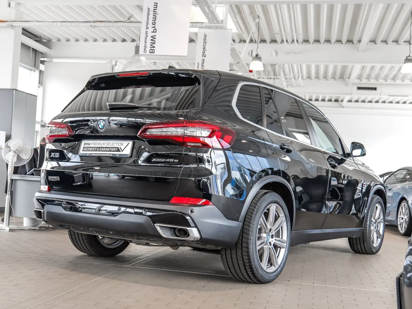 X5 xDrive45e Leas. ab 700€ ohne Anz. 10.000km pa