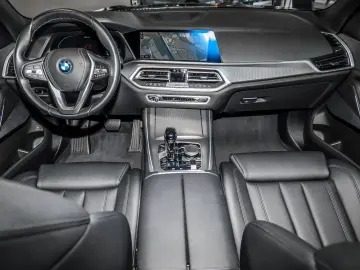 X5 xDrive45e Leas. ab 700€ ohne Anz. 10.000km pa