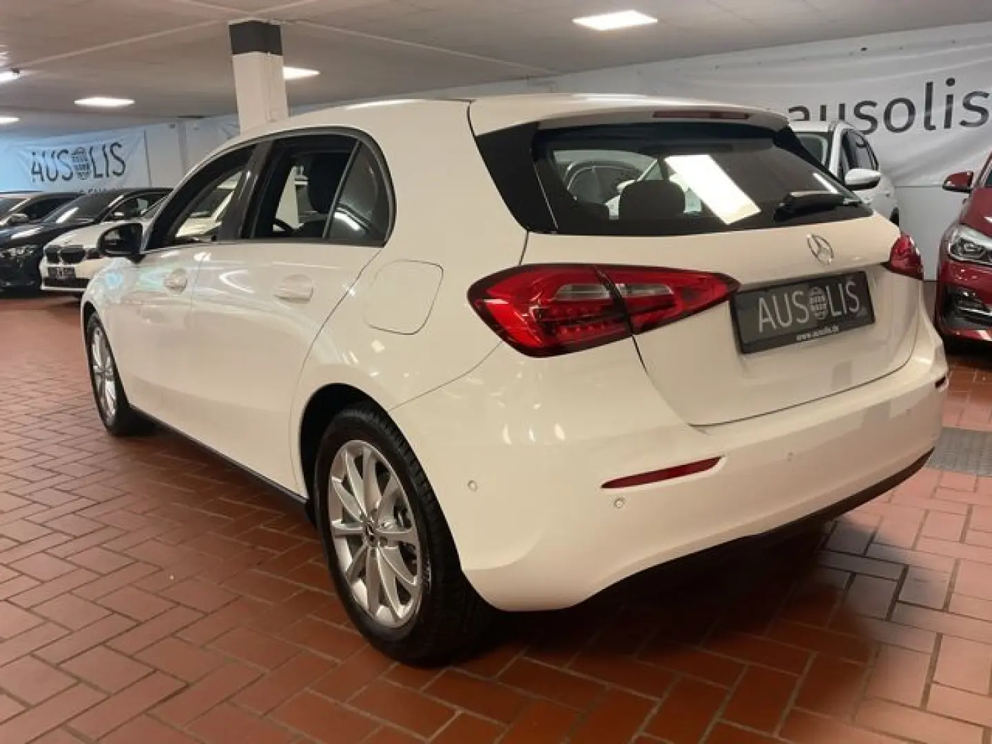 A 200 Navi Parkassistent MBUX