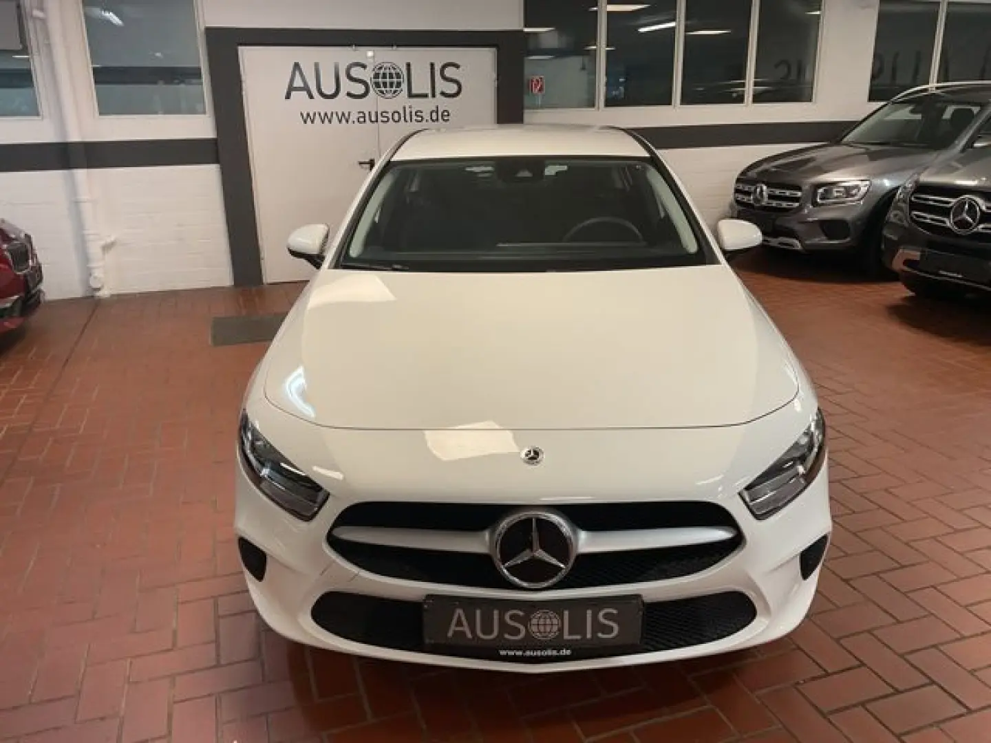 A 200 Navi Parkassistent MBUX