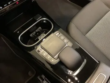 A 200 Navi Parkassistent MBUX