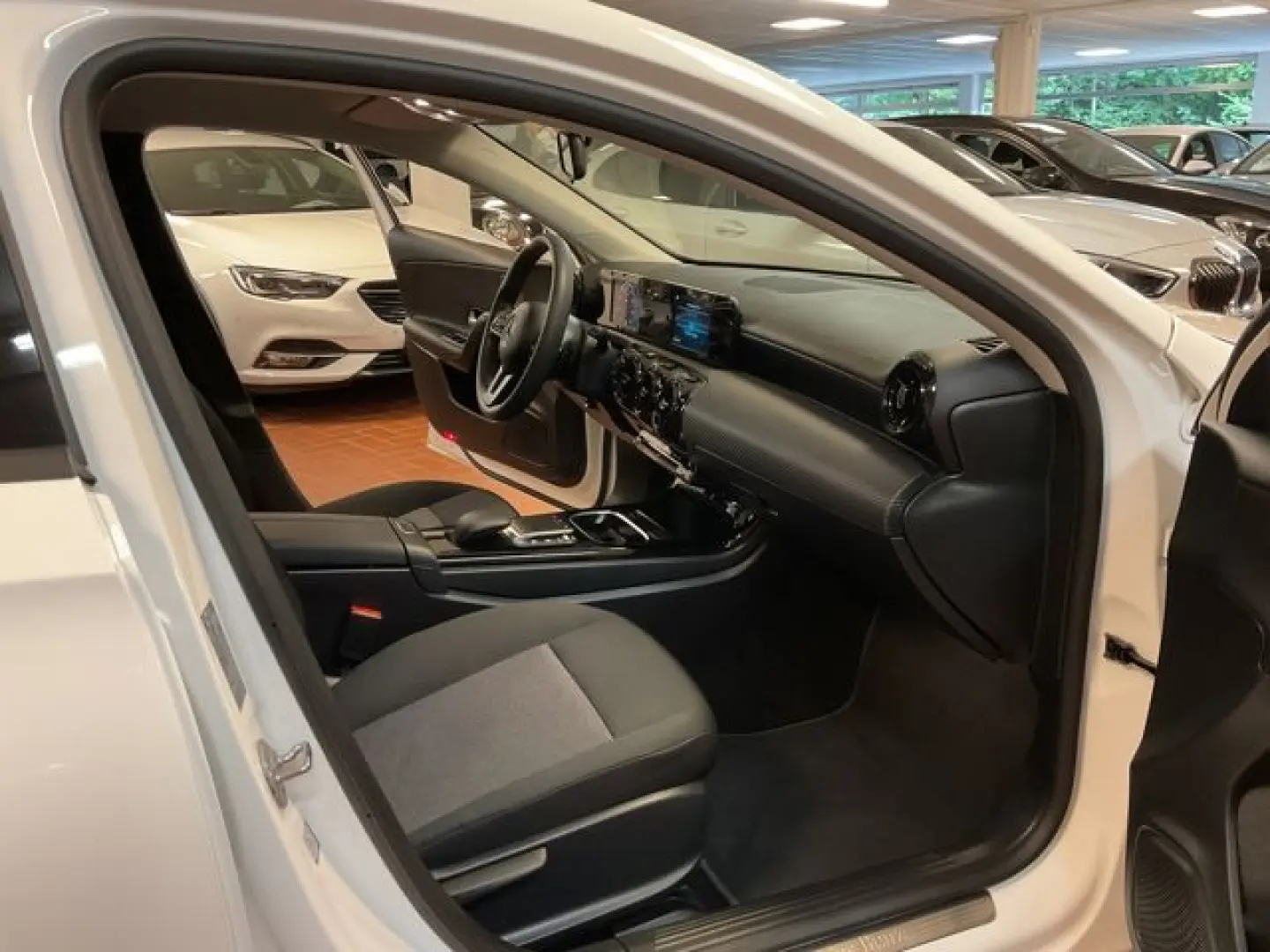 A 200 Navi Parkassistent MBUX