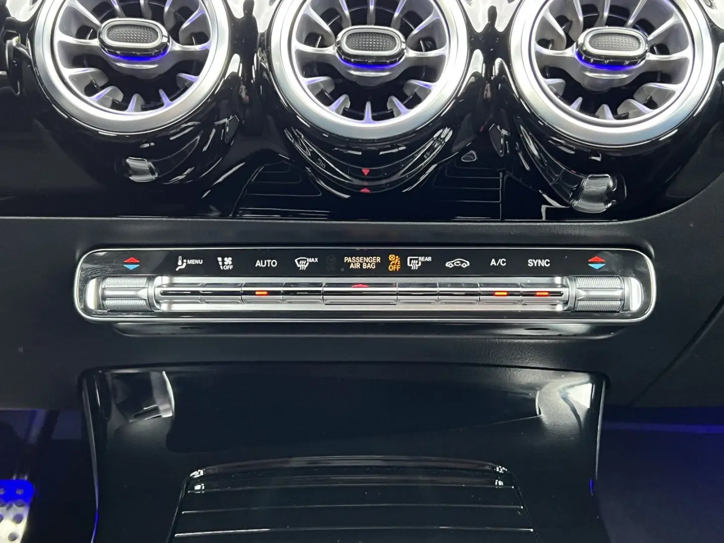 A 200 AMG LED LEDER NAVI TEMPO MULTI