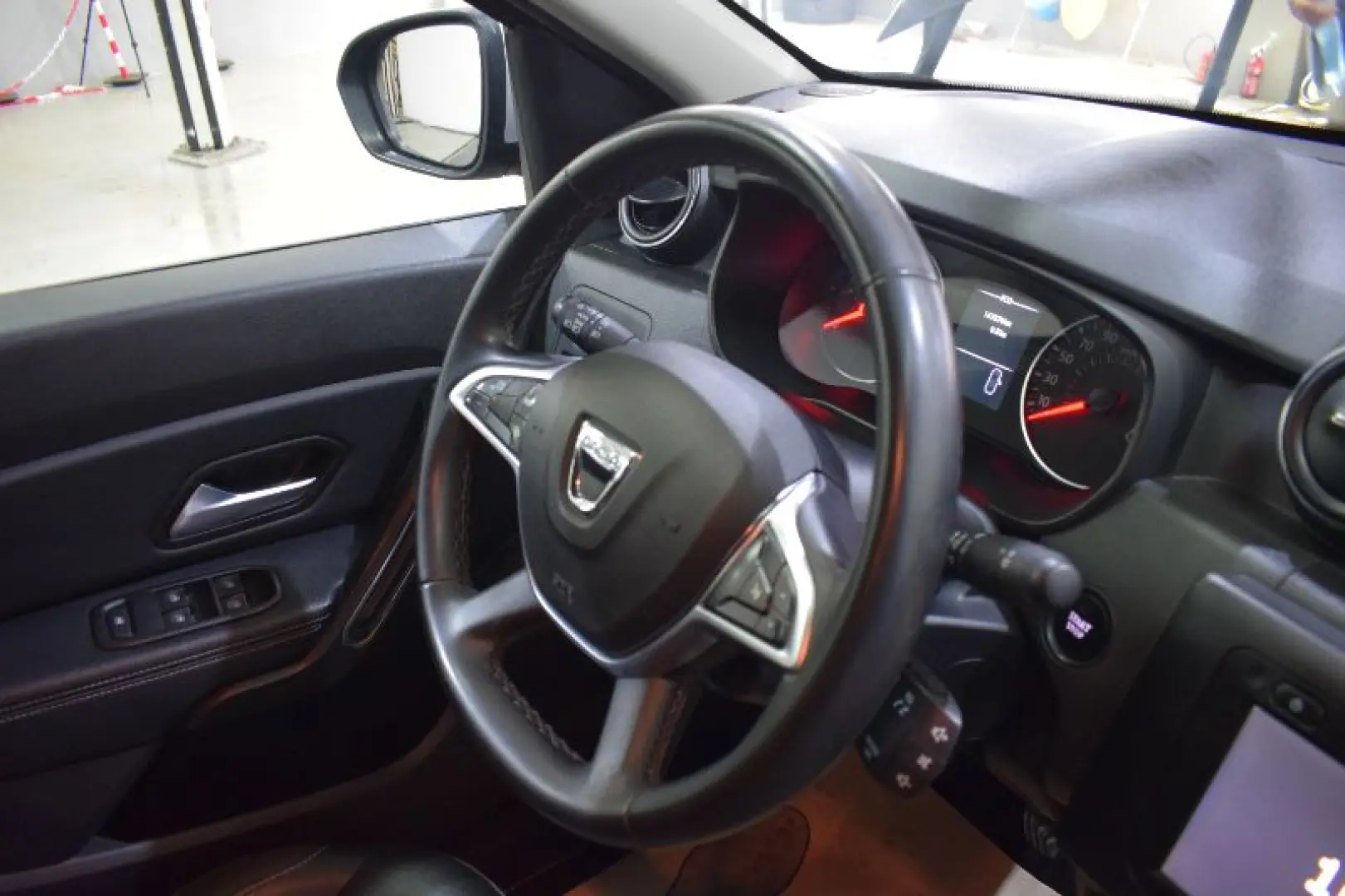 DACIA DUSTER 1.3 TCe 150CP Orange 4WD