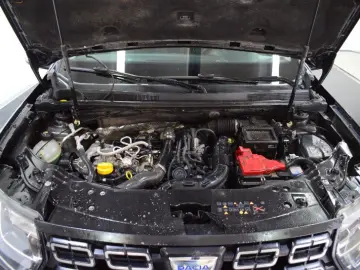 DACIA DUSTER 1.3 TCe 150CP Orange 4WD