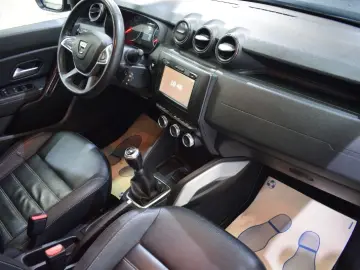 DACIA DUSTER 1.3 TCe 150CP Orange 4WD