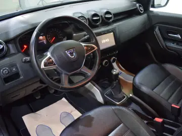 DACIA DUSTER 1.3 TCe 150CP Orange 4WD