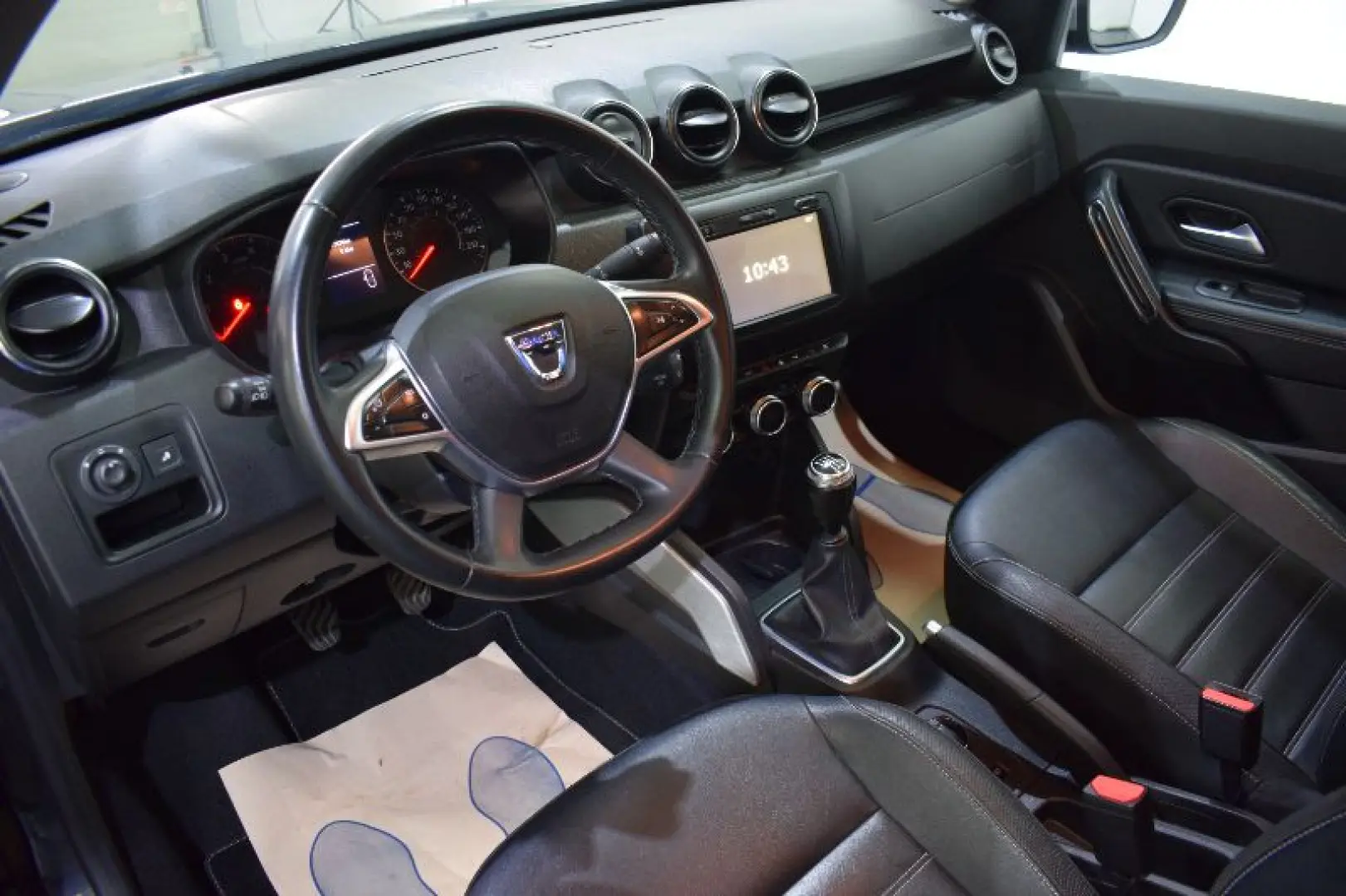 DACIA DUSTER 1.3 TCe 150CP Orange 4WD